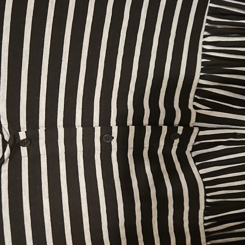 Jodifl Black and Gray stripped button down dress - Picture 4 of 7